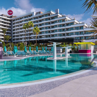 Tenerife 7 Night stay plus unlimited Siam Park tickets for 2 adults